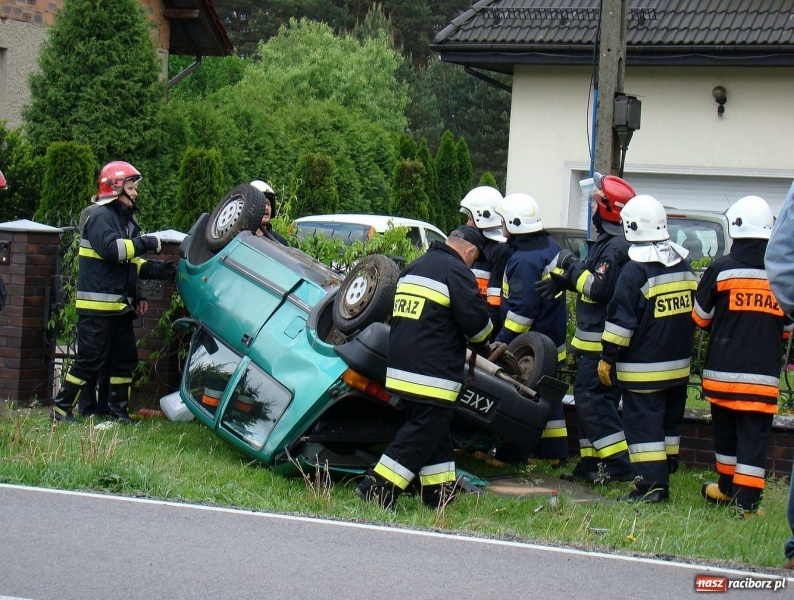 Zdjęcie w galerii na portalu naszraciborz.pl: Feralny finał wyprzedzania na trzeciego wiadomości z regionu