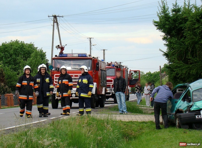 Zdjęcie w galerii na portalu naszraciborz.pl: Feralny finał wyprzedzania na trzeciego wiadomości z regionu