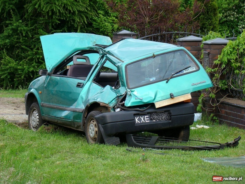 Zdjęcie w galerii na portalu naszraciborz.pl: Feralny finał wyprzedzania na trzeciego wiadomości z regionu