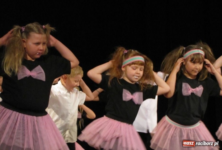 Zdjęcie w galerii na portalu naszraciborz.pl: Konkurs zachwycił publiczność w Strzesze wiadomości z regionu