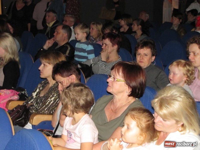 Zdjęcie w galerii na portalu naszraciborz.pl: Konkurs zachwycił publiczność w Strzesze wiadomości z regionu