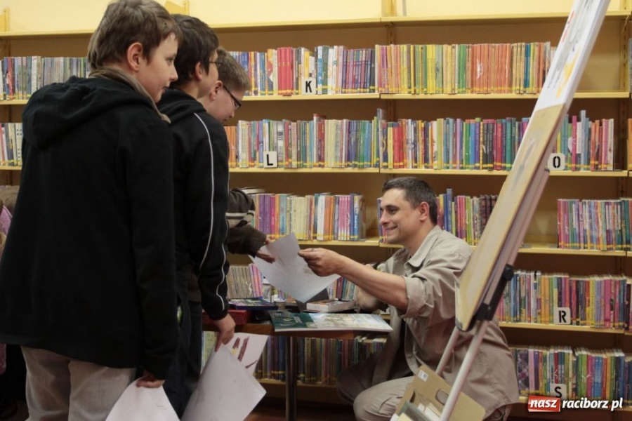 Zdjęcie w galerii na portalu naszraciborz.pl: Mały kleks i arcydzieło wiadomości z regionu