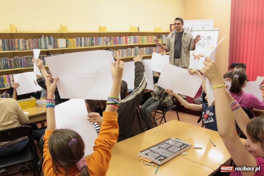 Zdjęcie w galerii na portalu naszraciborz.pl: Mały kleks i arcydzieło wiadomości z regionu