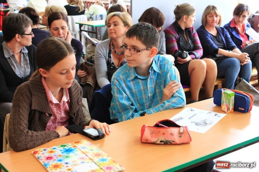 Zdjęcie w galerii na portalu naszraciborz.pl: Ekomat wygrał zespół z SP nr 13 wiadomości z regionu