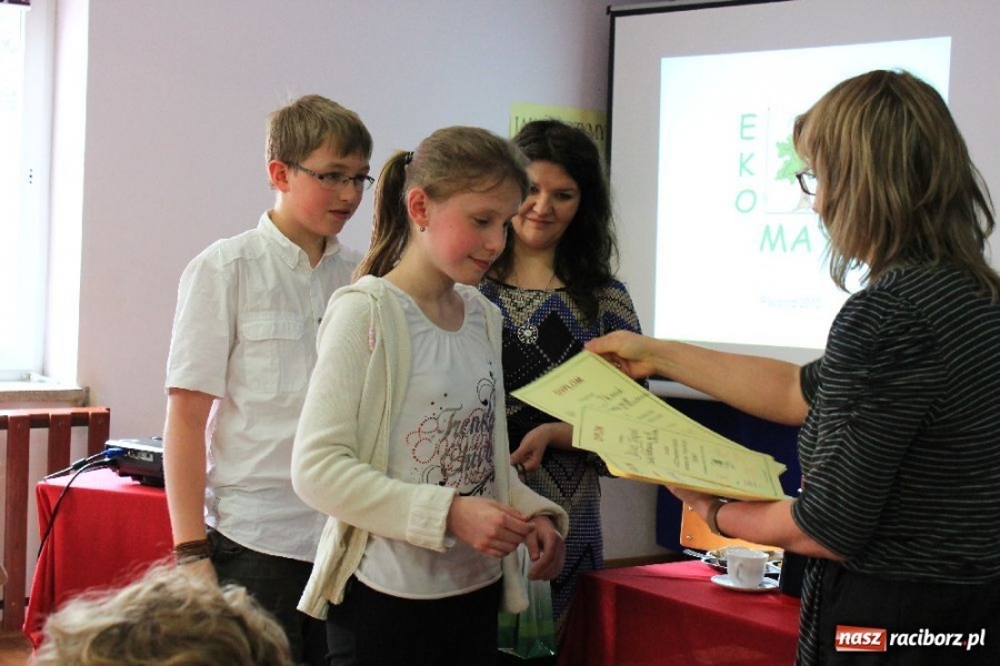 Zdjęcie w galerii na portalu naszraciborz.pl: Ekomat wygrał zespół z SP nr 13 wiadomości z regionu