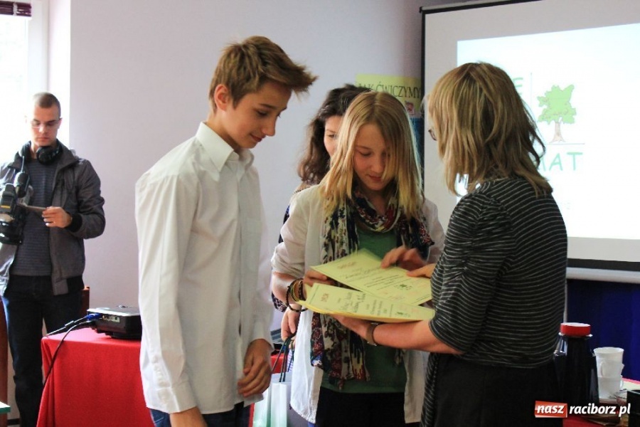 Zdjęcie w galerii na portalu naszraciborz.pl: Ekomat wygrał zespół z SP nr 13 wiadomości z regionu