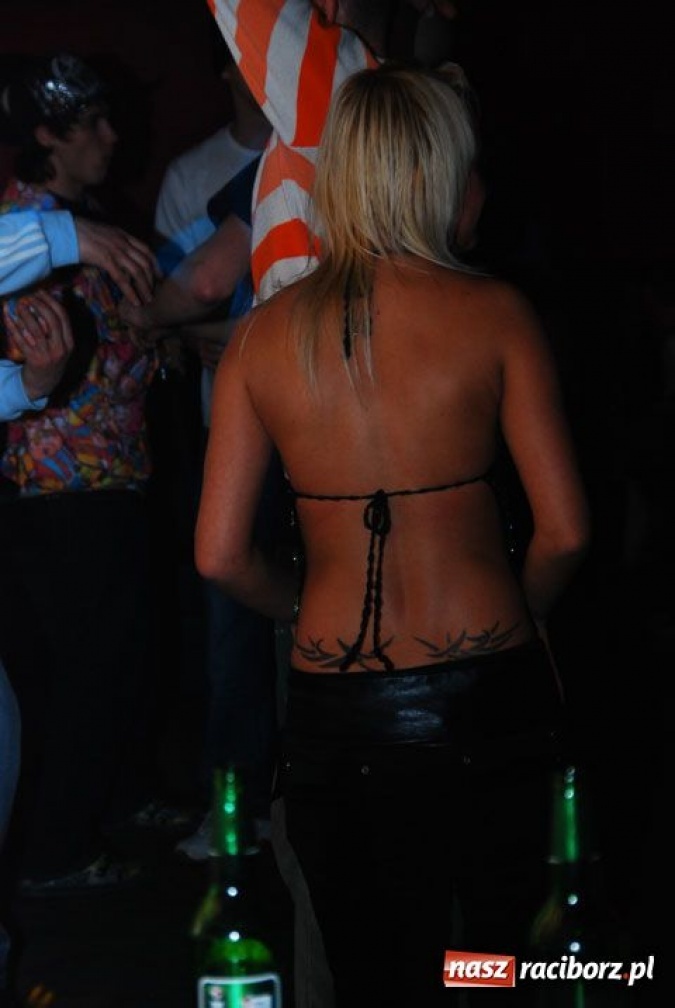 Zdjęcie w galerii na portalu naszraciborz.pl: Party OZON wiadomości z regionu