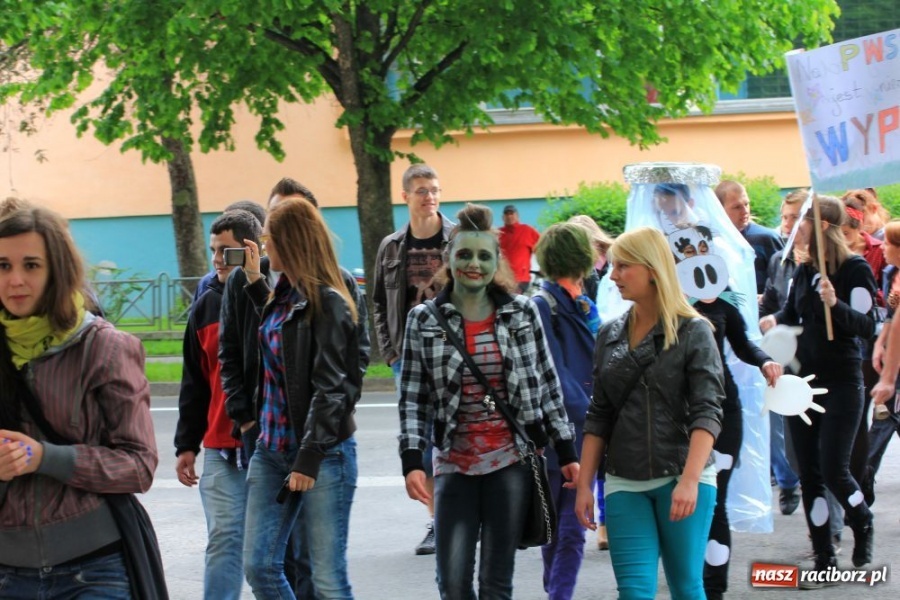 Zdjęcie w galerii na portalu naszraciborz.pl: Juwenalia w rytmie Euro 2012 wiadomości z regionu