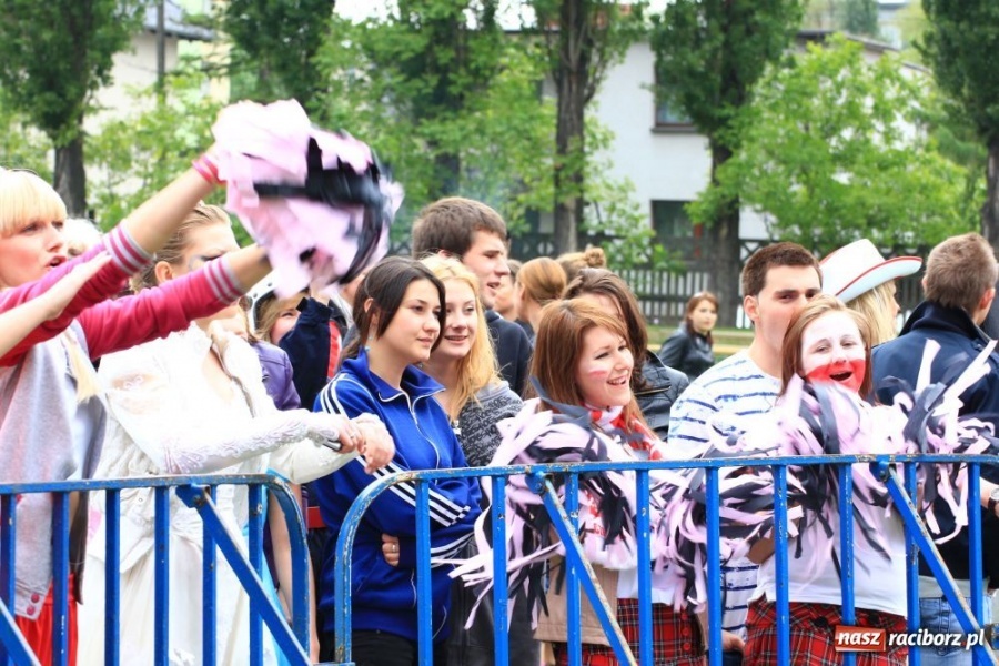 Zdjęcie w galerii na portalu naszraciborz.pl: Juwenalia w rytmie Euro 2012 wiadomości z regionu