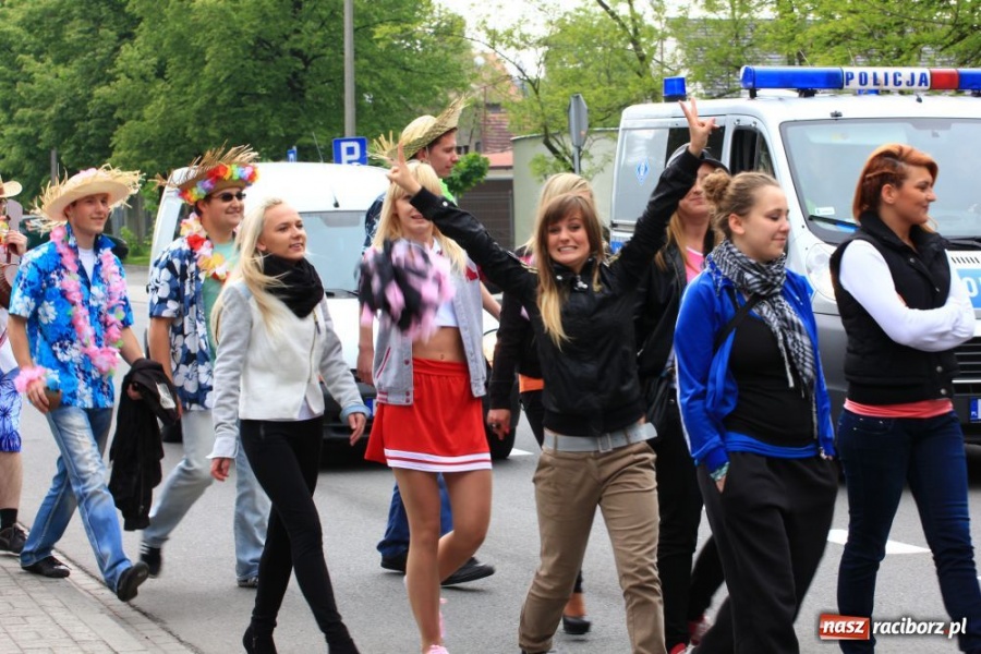 Zdjęcie w galerii na portalu naszraciborz.pl: Juwenalia w rytmie Euro 2012 wiadomości z regionu