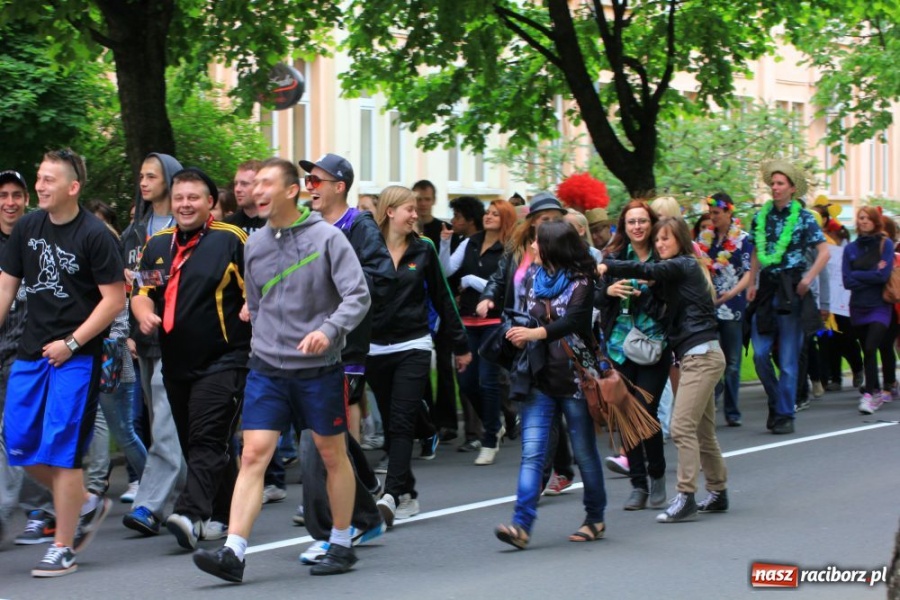 Zdjęcie w galerii na portalu naszraciborz.pl: Juwenalia w rytmie Euro 2012 wiadomości z regionu