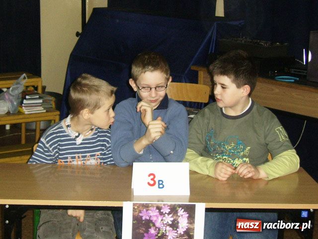 Zdjęcie w galerii na portalu naszraciborz.pl: Konkurs wiedzy w SP 4 wiadomości z regionu