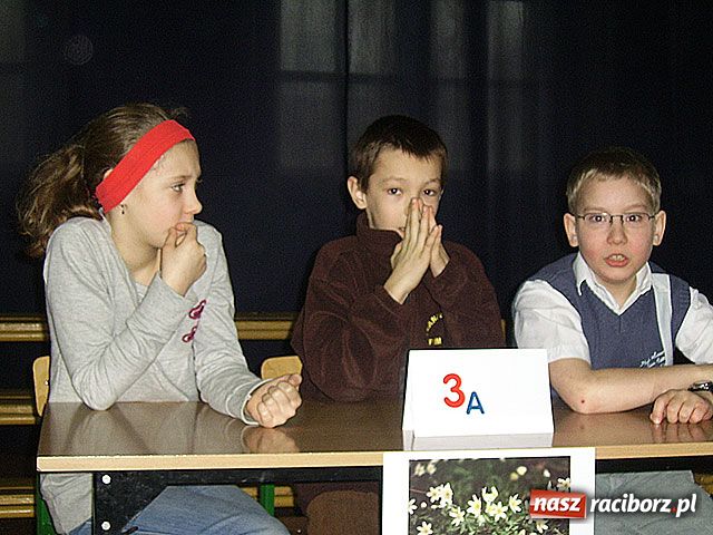 Zdjęcie w galerii na portalu naszraciborz.pl: Konkurs wiedzy w SP 4 wiadomości z regionu