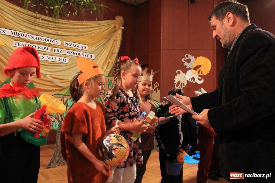 Zdjęcie w galerii na portalu naszraciborz.pl: Przegląd Teatrzyków w Tworkowie wiadomości z regionu