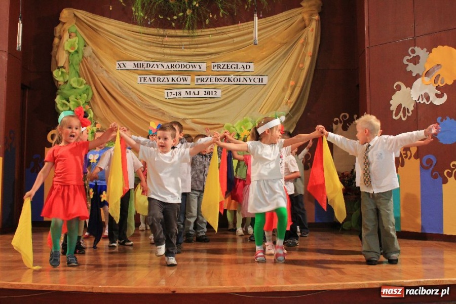 Zdjęcie w galerii na portalu naszraciborz.pl: Przegląd Teatrzyków w Tworkowie wiadomości z regionu