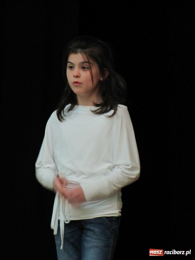 Zdjęcie w galerii na portalu naszraciborz.pl: Do recytacji potrzeba odwagi wiadomości z regionu