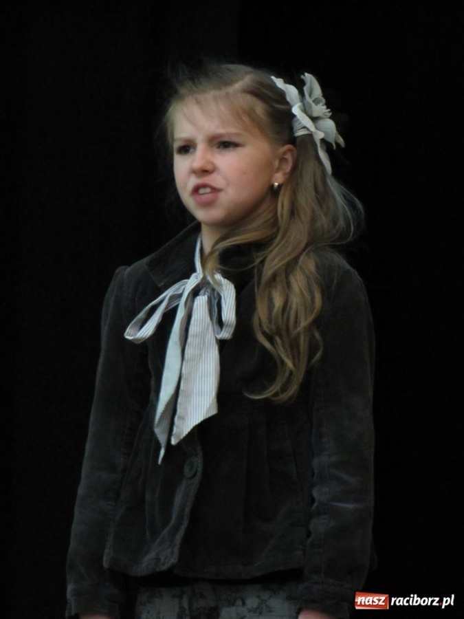 Zdjęcie w galerii na portalu naszraciborz.pl: Do recytacji potrzeba odwagi wiadomości z regionu