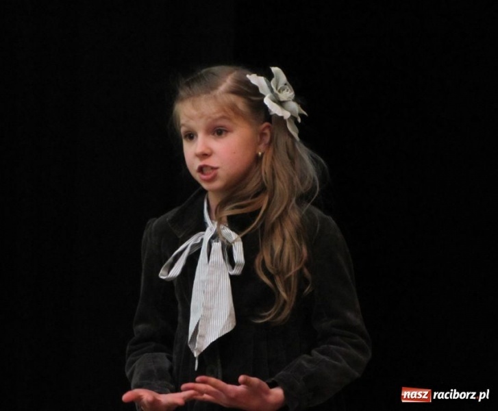 Zdjęcie w galerii na portalu naszraciborz.pl: Do recytacji potrzeba odwagi wiadomości z regionu