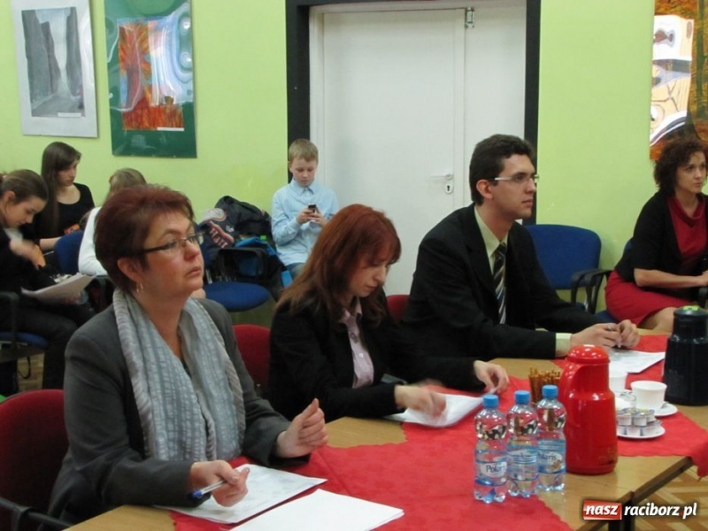 Zdjęcie w galerii na portalu naszraciborz.pl: Do recytacji potrzeba odwagi wiadomości z regionu