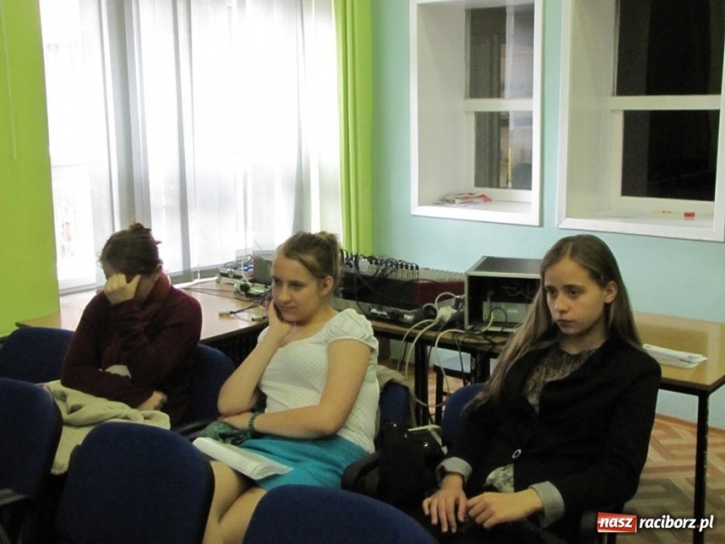 Zdjęcie w galerii na portalu naszraciborz.pl: Do recytacji potrzeba odwagi wiadomości z regionu