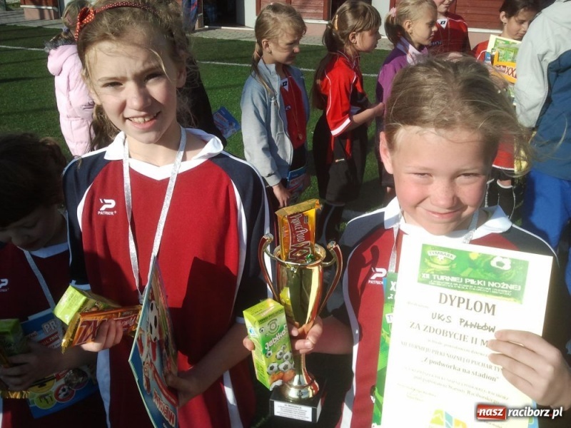 Zdjęcie w galerii na portalu naszraciborz.pl: Z podwórka na stadion o puchar Tymbarku wiadomości z regionu
