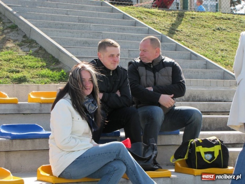 Zdjęcie w galerii na portalu naszraciborz.pl: Z podwórka na stadion o puchar Tymbarku wiadomości z regionu