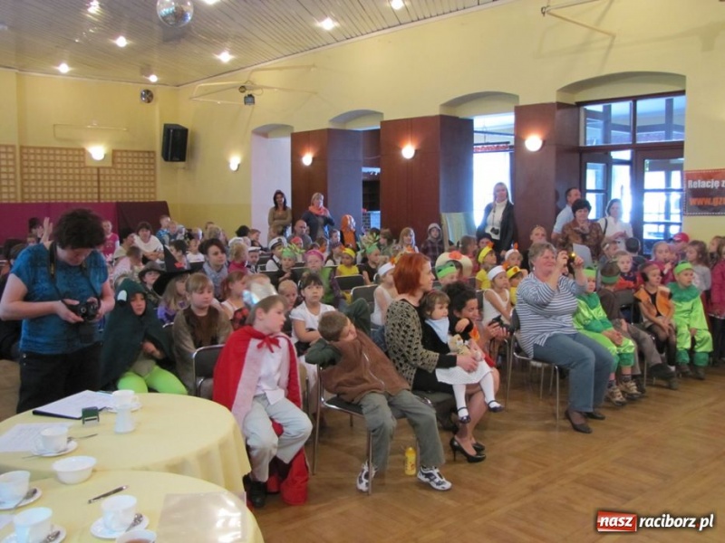 Zdjęcie w galerii na portalu naszraciborz.pl: Ostatni dzień z teatrzykami przedszkolnymi wiadomości z regionu
