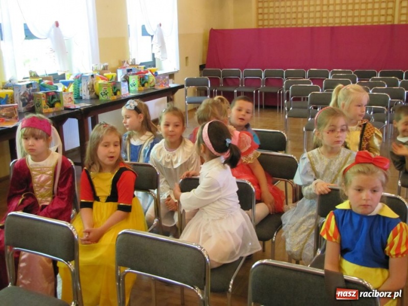 Zdjęcie w galerii na portalu naszraciborz.pl: Ostatni dzień z teatrzykami przedszkolnymi wiadomości z regionu