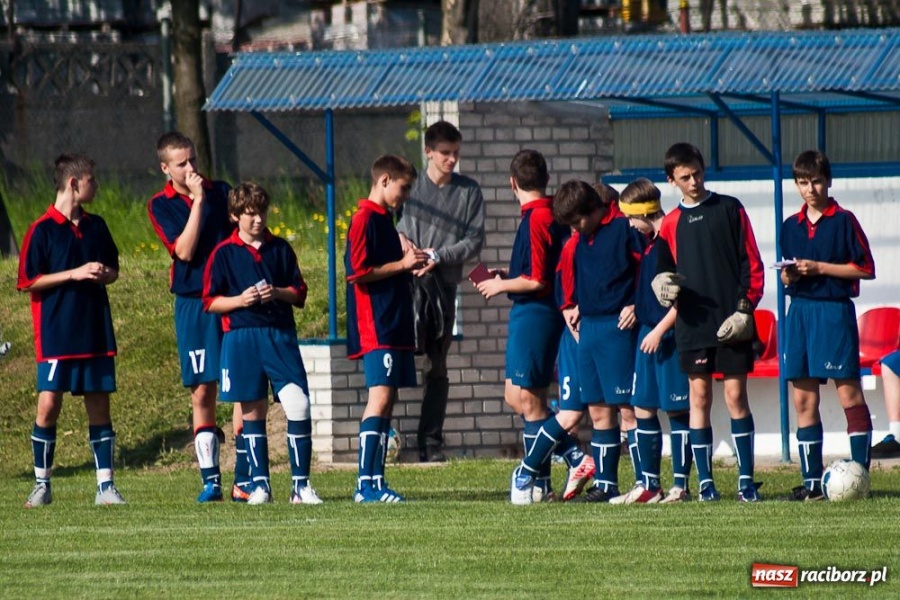 Zdjęcie w galerii na portalu naszraciborz.pl: Cyprzanów górą nad Rafako wiadomości z regionu