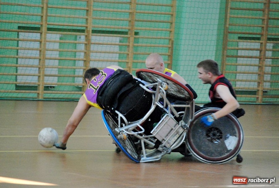 Zdjęcie w galerii na portalu naszraciborz.pl: Wheelchair Rugby w Arenie Rafako wiadomości z regionu
