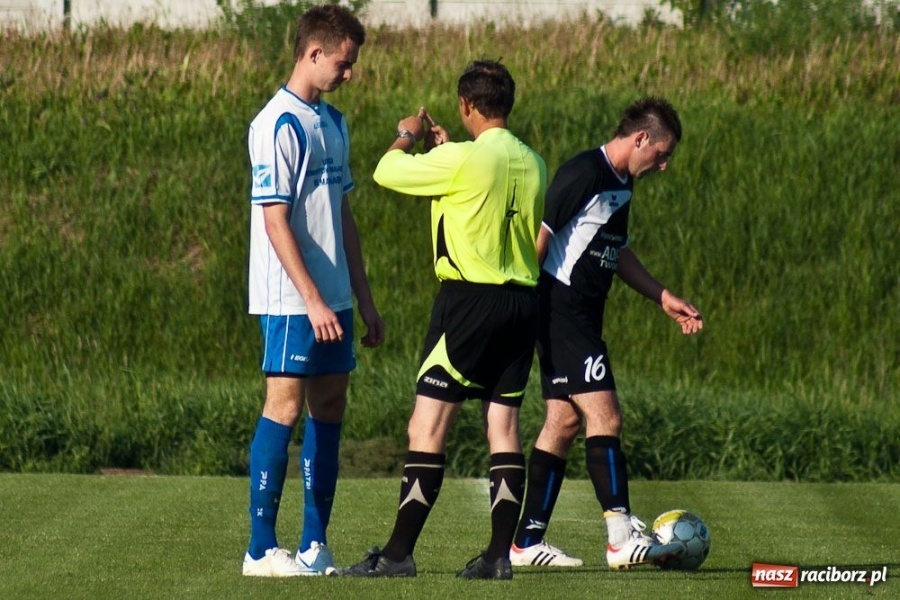 Zdjęcie w galerii na portalu naszraciborz.pl: Fatalna passa Tworkowa trwa wiadomości z regionu