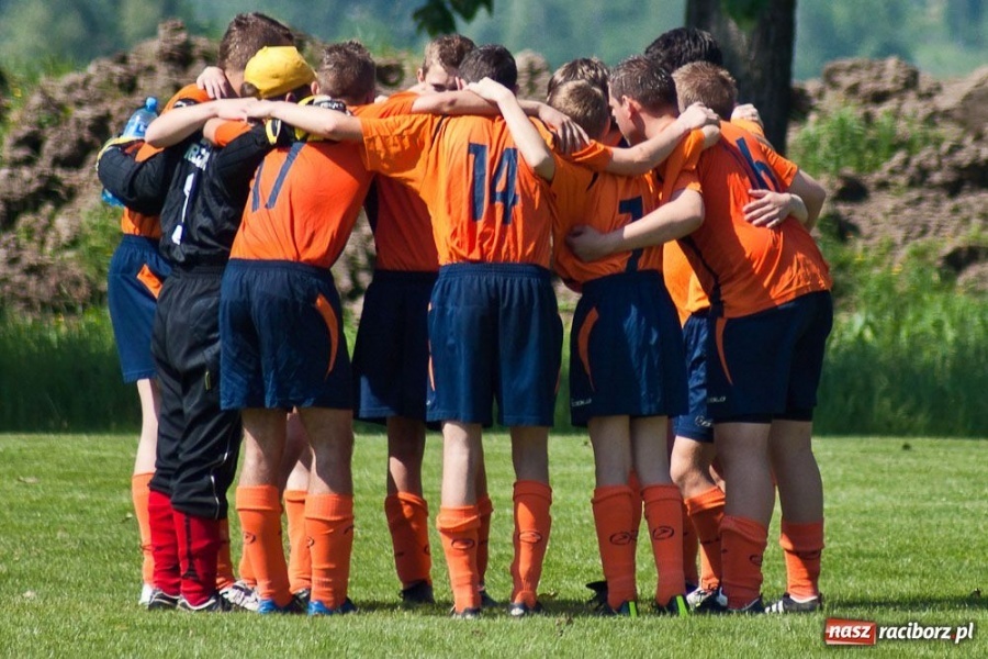 Zdjęcie w galerii na portalu naszraciborz.pl: Na lidera nie ma mocnych wiadomości z regionu