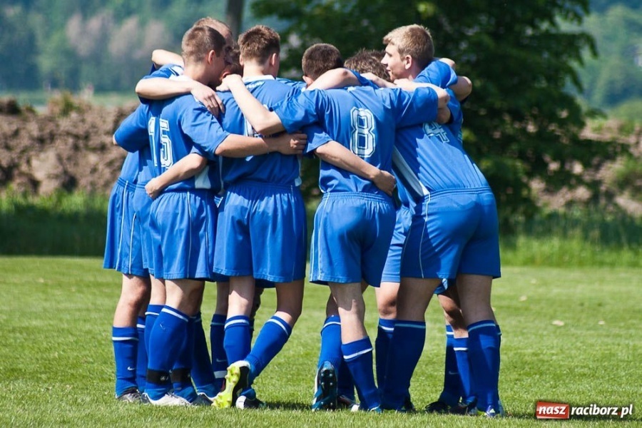 Zdjęcie w galerii na portalu naszraciborz.pl: Na lidera nie ma mocnych wiadomości z regionu
