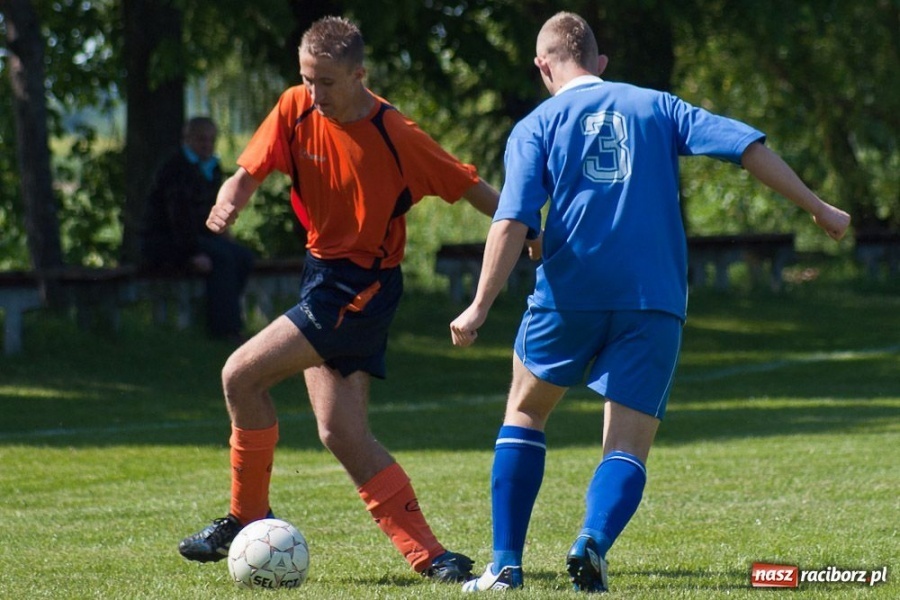 Zdjęcie w galerii na portalu naszraciborz.pl: Na lidera nie ma mocnych wiadomości z regionu