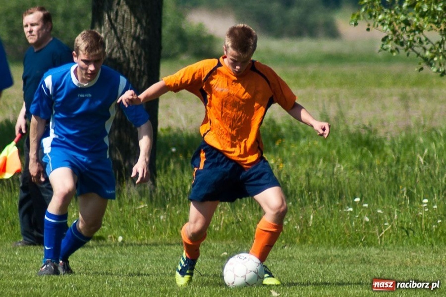 Zdjęcie w galerii na portalu naszraciborz.pl: Na lidera nie ma mocnych wiadomości z regionu