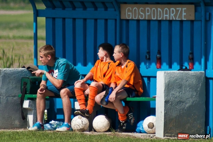 Zdjęcie w galerii na portalu naszraciborz.pl: Na lidera nie ma mocnych wiadomości z regionu