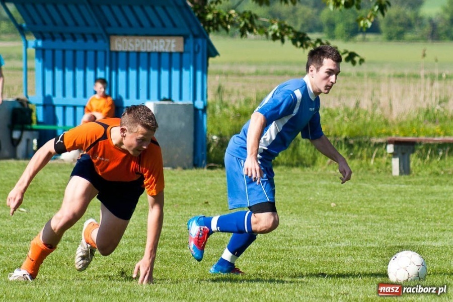 Zdjęcie w galerii na portalu naszraciborz.pl: Na lidera nie ma mocnych wiadomości z regionu