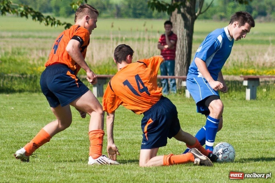 Zdjęcie w galerii na portalu naszraciborz.pl: Na lidera nie ma mocnych wiadomości z regionu