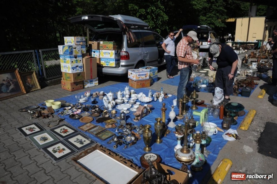 Zdjęcie w galerii na portalu naszraciborz.pl: Pogoda dopisała, jarmark ruszył wiadomości z regionu
