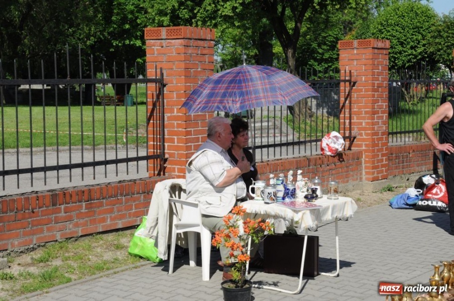 Zdjęcie w galerii na portalu naszraciborz.pl: Pogoda dopisała, jarmark ruszył wiadomości z regionu