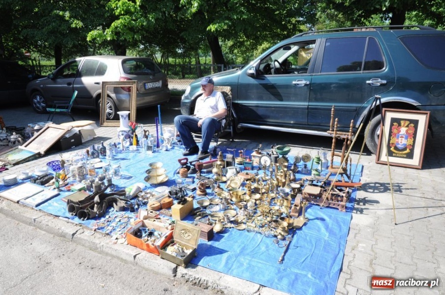 Zdjęcie w galerii na portalu naszraciborz.pl: Pogoda dopisała, jarmark ruszył wiadomości z regionu