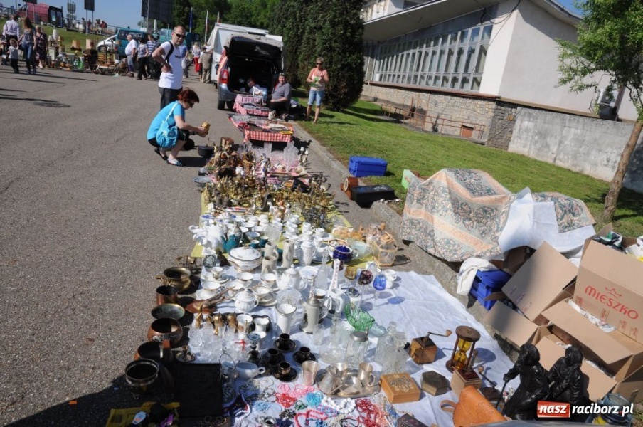 Zdjęcie w galerii na portalu naszraciborz.pl: Pogoda dopisała, jarmark ruszył wiadomości z regionu