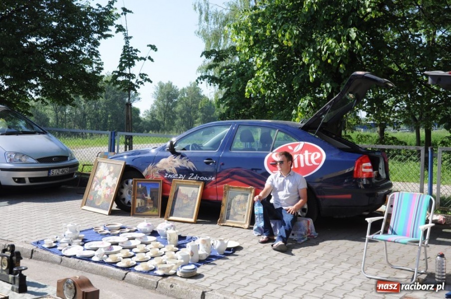 Zdjęcie w galerii na portalu naszraciborz.pl: Pogoda dopisała, jarmark ruszył wiadomości z regionu