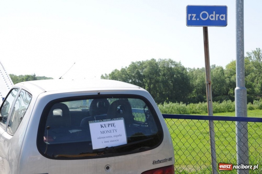 Zdjęcie w galerii na portalu naszraciborz.pl: Pogoda dopisała, jarmark ruszył wiadomości z regionu