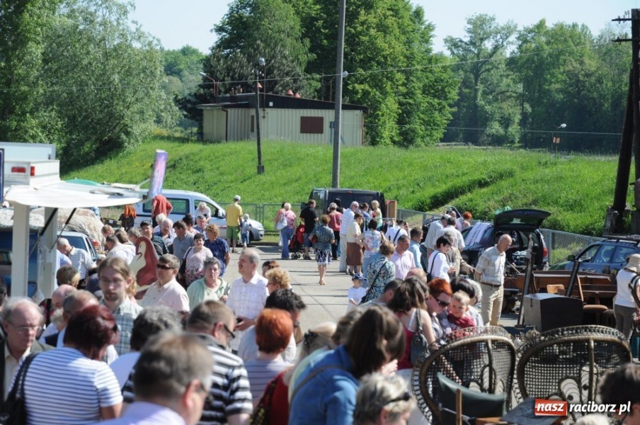 Zdjęcie w galerii na portalu naszraciborz.pl: Pogoda dopisała, jarmark ruszył wiadomości z regionu