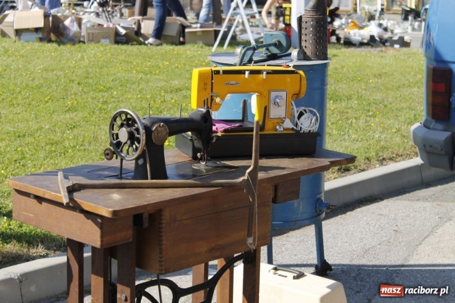 Zdjęcie w galerii na portalu naszraciborz.pl: Pogoda dopisała, jarmark ruszył wiadomości z regionu