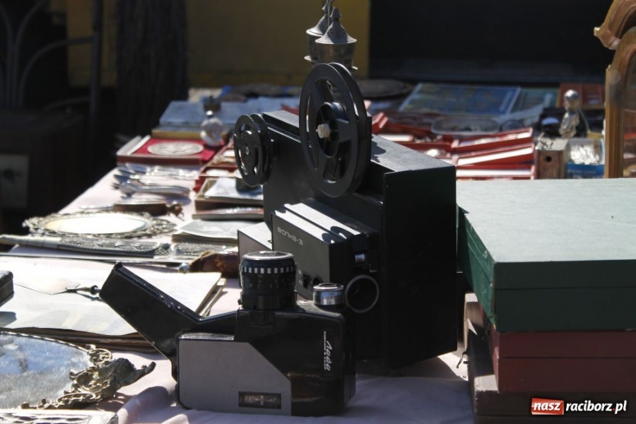 Zdjęcie w galerii na portalu naszraciborz.pl: Pogoda dopisała, jarmark ruszył wiadomości z regionu