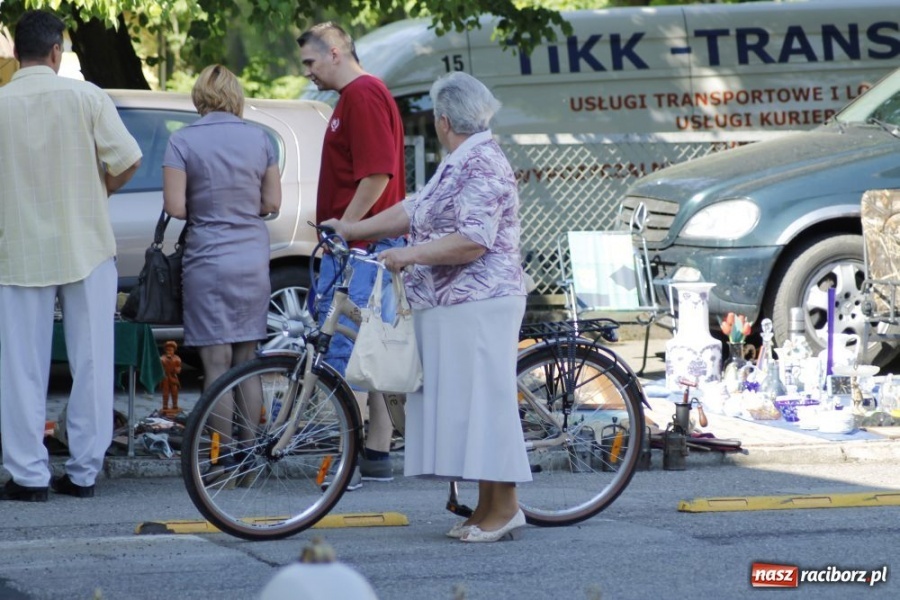 Zdjęcie w galerii na portalu naszraciborz.pl: Pogoda dopisała, jarmark ruszył wiadomości z regionu