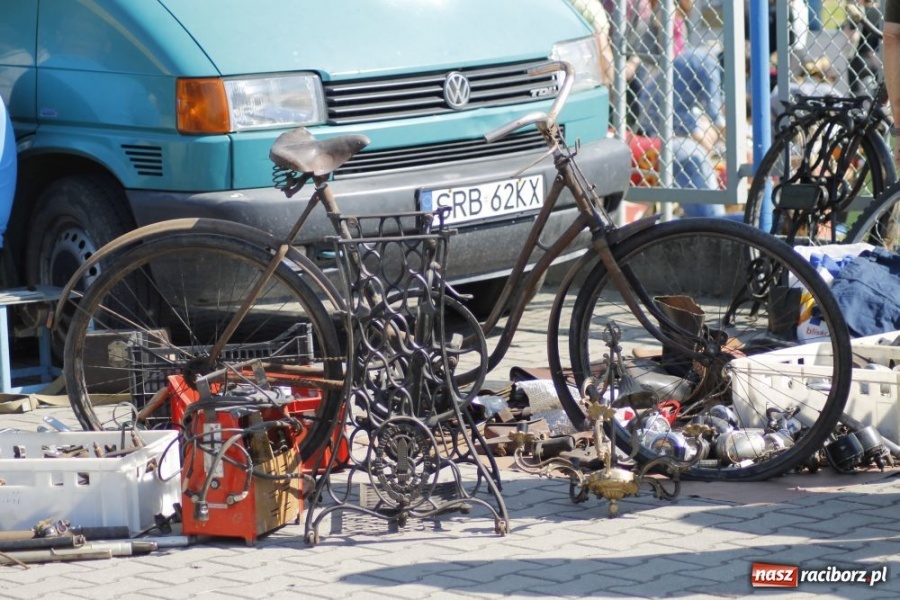 Zdjęcie w galerii na portalu naszraciborz.pl: Pogoda dopisała, jarmark ruszył wiadomości z regionu