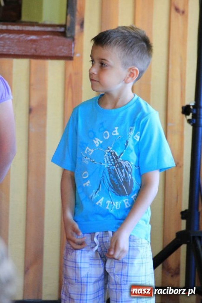 Zdjęcie w galerii na portalu naszraciborz.pl: Występy z okazji Dnia Matki w Borucinie wiadomości z regionu